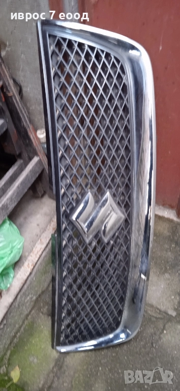 декоративна предна решетка Suzuki , снимка 1