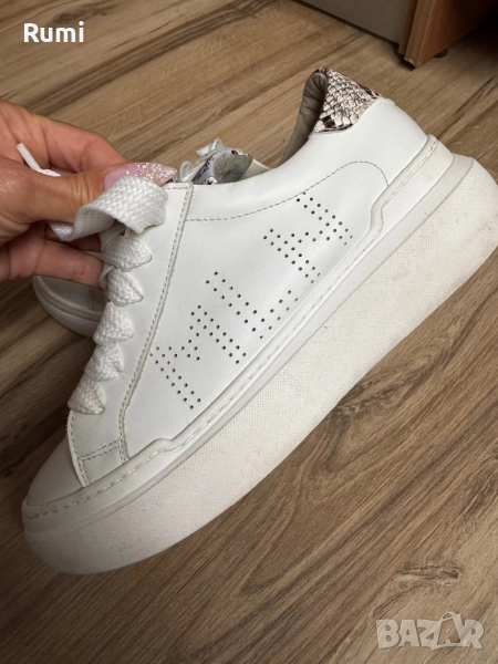 Оригинални спортно/елегантни дамски обувки MLN ! 38, снимка 1