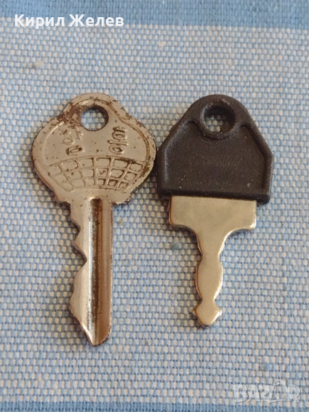 Два стари ключа от соца за винтидж катинар, автомобили за КОЛЕКЦИЯ ДЕКОРАЦИЯ БИТОВ КЪТ 40963, снимка 1