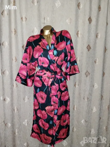 S/M Черен халат на червени макове, снимка 1