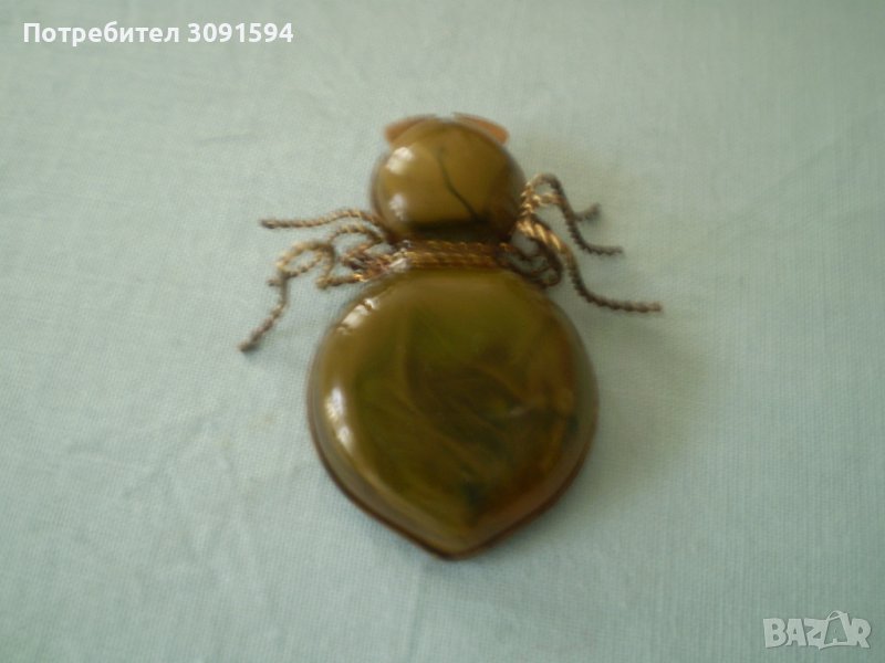 Брошка бръмбар-паяк от месинг и индийски ахат тъмнозелена разновидност та ахат, снимка 1