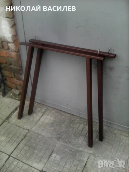 Метални  крака   за   маса / пейка - на височина 80  см  . ширина   75  см . Питай налични  ли са ., снимка 1