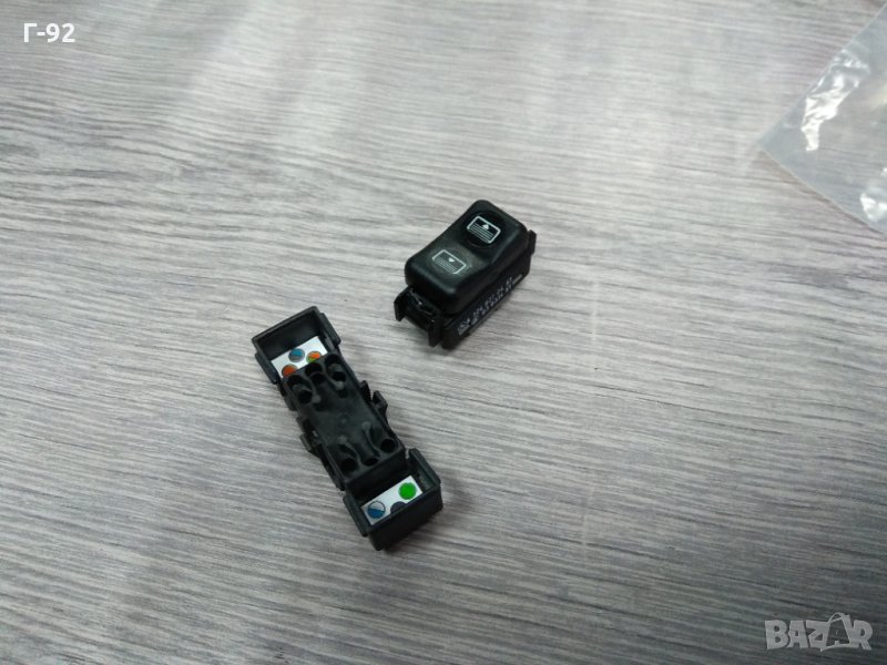 A1248210451+A0165454328**NEU**MERCEDES-BENZ**W124**W126**Ключ / бутон за щора**, снимка 1