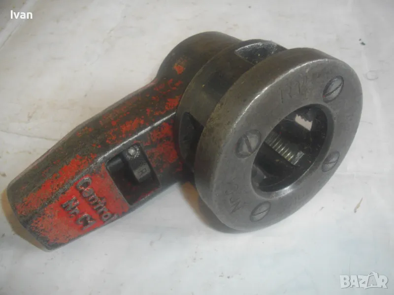 РЕЗБОНАРЕЗНА ТРЕСЧОТКА ВИНТОНАРЕЗКА CENTRAL С ПОСТАВЕНА РЕЗБОНАРЕЗНА ГЛАВА 1" ЗА РЕЗБИ НА ТРЪБИ, снимка 1