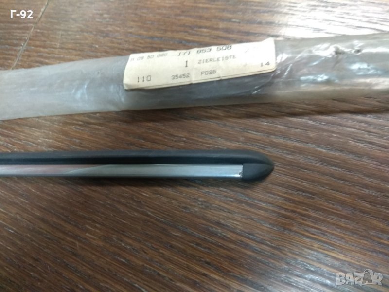 171853508,*НОВО*Оригинална лайсна за десен калник на VW Golf I "CL / LD / LE / GL / GLS / GLD , снимка 1