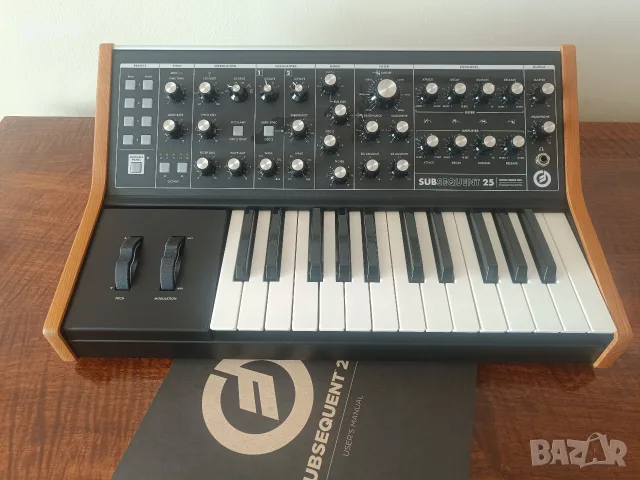  Продавам Moog Subsequent 25 