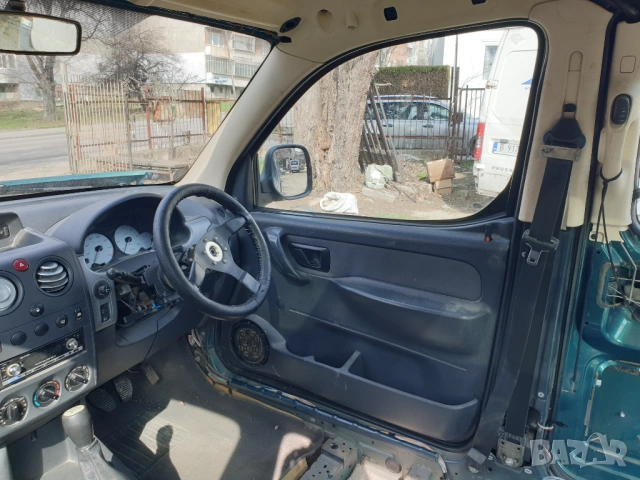 Citroen Berlingo Peugeot Partner дясна врата предна цвят KRZD, снимка 3 - Части - 53990236