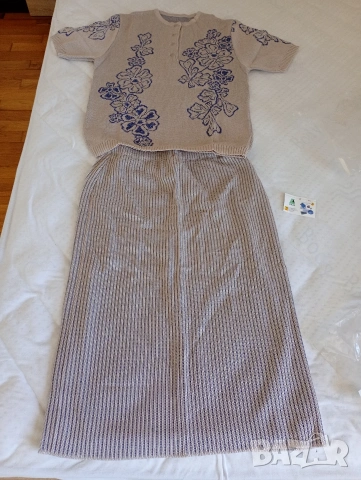 Оригинални немски плетени костюми различни размери