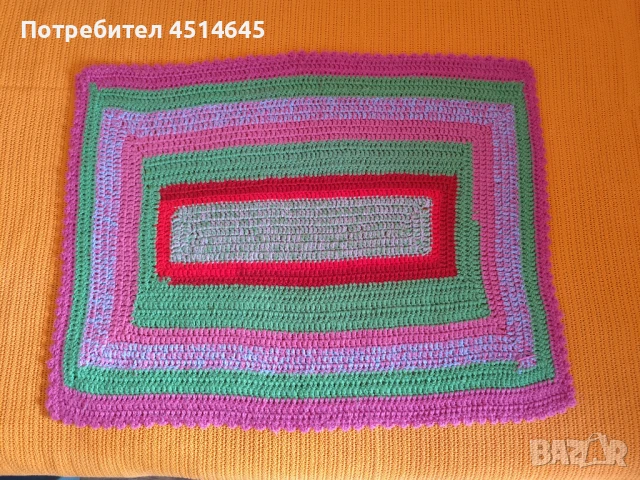 Ръчно плетено килимче пред легло 85/65