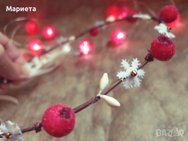 Коледно венче за глава в бяло и червено Венче със снежинки Ръчна изработка Аксесоари Венец за глава 