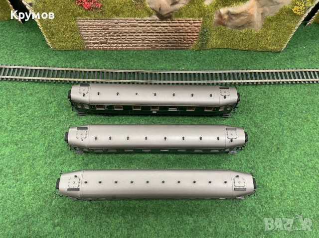 Вагон пътнически поща 4-осен Роко HO 1:87 влак ЖП модел, снимка 2 - Колекции - 54009819