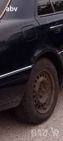  Mercedes w202 Мерцедес Ц180 4 бр 15 цола джанти с зимни гуми 