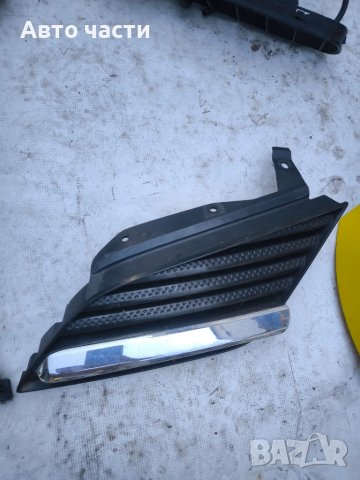 РЕШЕТКИ ЛЯВА И ДЯСНА ЗА NISSAN PRIMERA P12 62330 AU300, снимка 2 - Части - 50959946