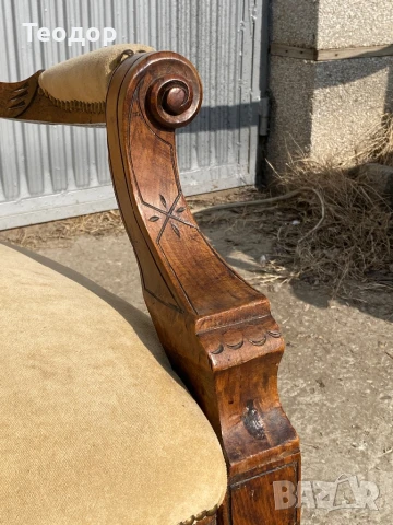 Викторианско кресло около 1900 година , снимка 2 - Антикварни и старинни предмети - 50531511