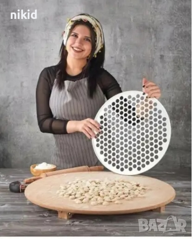 199 дупки Пластмасов Уред форма за правене на равиоли пелмени паста с плънка пластмасов резец Манти