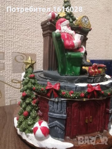 Дядо Коледа пред камината -  музикална и LED сцена на MAGIC VILLAGЕ, снимка 10 - Декорация за дома - 42784883