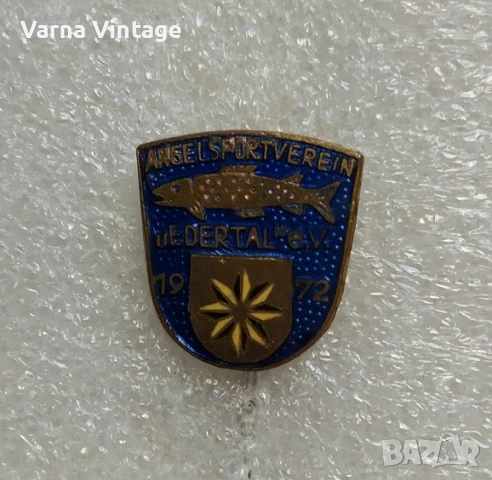 Значка на риболовния и спортен клуб "Angelsportverein Wedertal" 1972. HENECKA PFORZHEIM Германия.