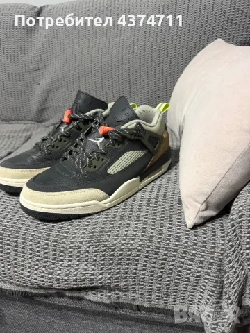 Jordan Spizike Low FQ1759-007 – №42 – като нови, снимка 2 - Маратонки - 55986375