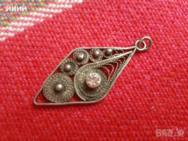 Медальон филигран ромб с камък 