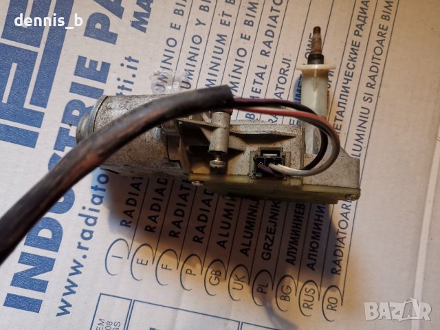 Fiat uno 1988 мотор задни чистачки, снимка 4 - Части - 37970574