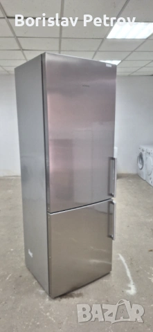 Хладилник с долен фризер Сименс А+++ 70см широк, снимка 10 - Хладилници - 54162601