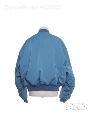 Дамско бомбър яке Weekday , снимка 2 - Якета - 52475486