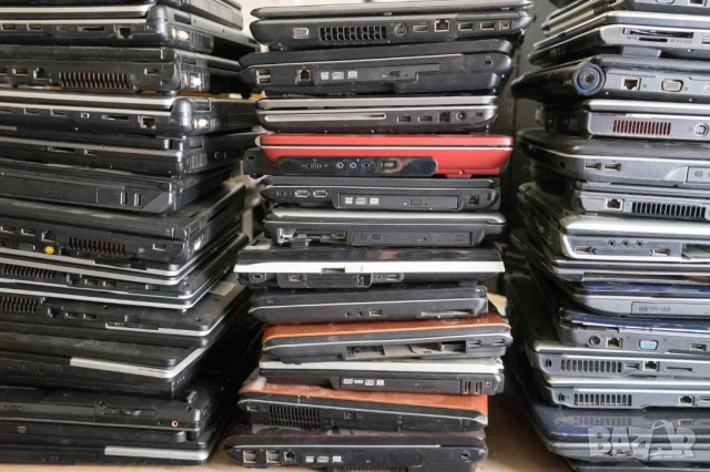 Лаптопи за ремонт или части