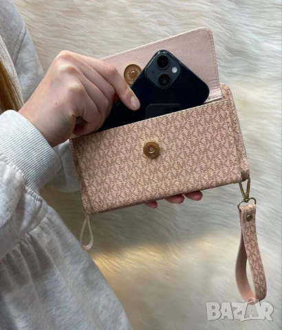 портмонета Michael kors , снимка 8 - Портфейли, портмонета - 51321023