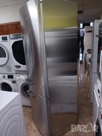 Иноксов комбиниран хладилник с фризер Миеле Miele Made in Germany с две години гаранция!, снимка 10 - Хладилници - 53104065
