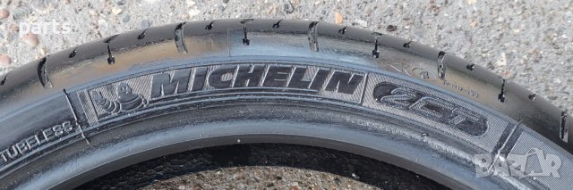 Гума за Мотор 17ка Michelin Pilot Road 4 DOT2018 120/70/17 N, снимка 7 - Гуми и джанти - 36805955