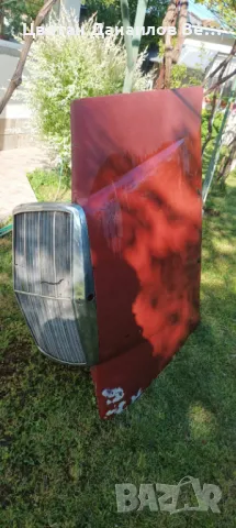 Преден капак за мерцедес 220d, снимка 2 - Части - 50334623