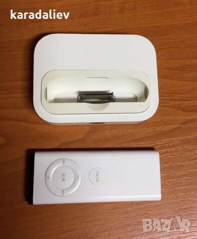 Apple док станция + дистанционно, снимка 1 - MP3 и MP4 плеъри - 30688485