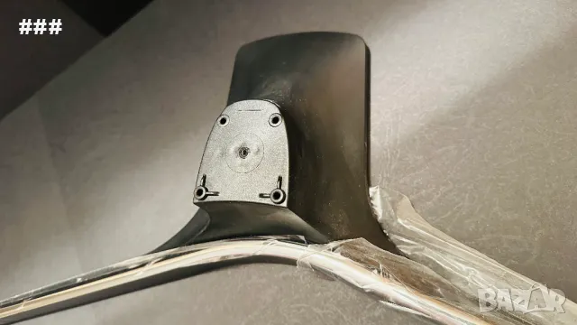 чисто нова в найлон стойка за телевизор Samsung, неразпечатвана, снимка 4 - Стойки, 3D очила, аксесоари - 49901797