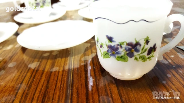 френски аркопал чаши за кафе , снимка 3 - Антикварни и старинни предмети - 50587705