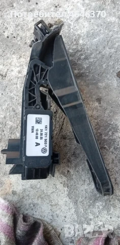 Газ педал за Волксваген Голф 5 1.9 дизел 105к.с 2006г