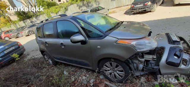 Продавам ситроен ц3 пикасо на части, снимка 9 - Автомобили и джипове - 30524490