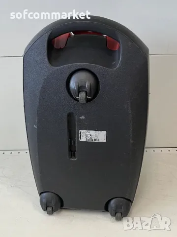 Прахосмукачка Miele Classic C1 EcoLine, снимка 5 - Прахосмукачки - 47874929