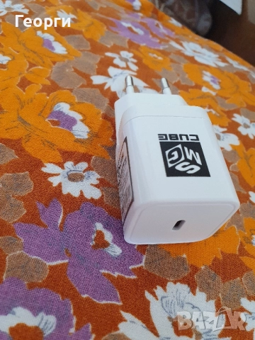 адаптер за компютри , снимка 4 - Кабели и адаптери - 52510477