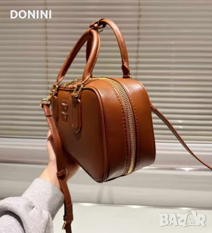 Дамска чанта miumiu, кожа , снимка 4 - Чанти - 55890218