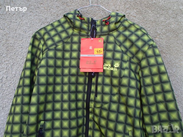 Продавам ново  дамско зелено яке софт шел Jack Wolfskin, снимка 2 - Якета - 30037235