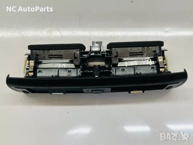 Въздуховоди клапи централни за BMW БМВ 1 серия F20 F21 9205357-12 2014, снимка 5 - Части - 48239287