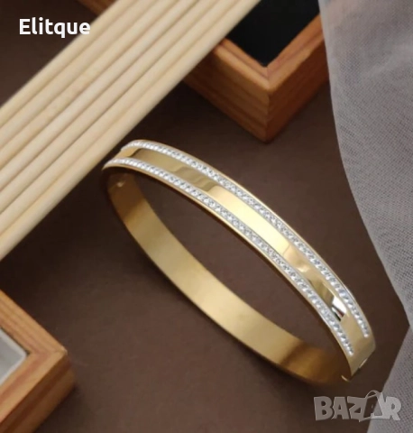 Твърда дамска гривна с камъни цирконии в изискан дизайн, снимка 4 - Гривни - 52786815