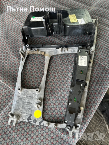 Части от бмв Ф01 Ф02, снимка 5 - Части - 44749484