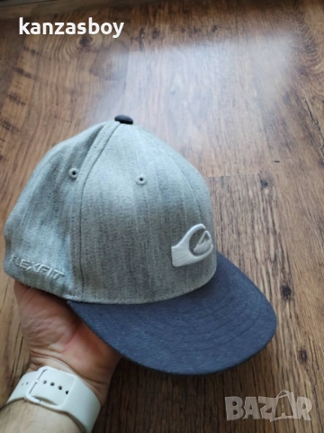 quiksilver - страхотна лятна шапка КАТО НОВА 52-55см. , снимка 5 - Шапки - 53143070
