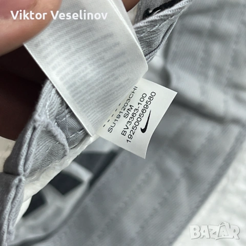 Nike Bucket Hat Size S-M Mesh White Black Swoosh Идиотка Бяля, снимка 6 - Шапки - 53891350
