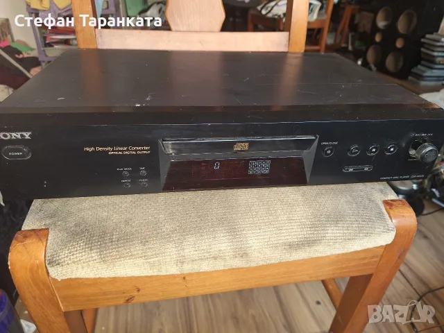 CD pleyar SONY CDP-XE270 