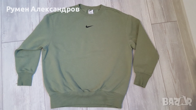 Чисто ново спортно горнище суитшърт Nike за момиче с размер XS, снимка 5 - Суичъри - 52355180