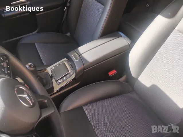 Mercedes B180 2022 , снимка 3 - Автомобили и джипове - 48721605