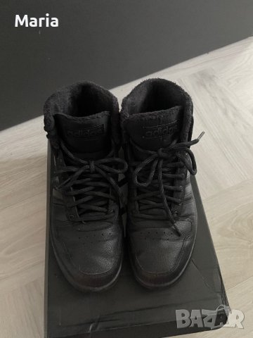 Оригинални маратонки Adidas, снимка 3 - Спортни обувки - 40777006