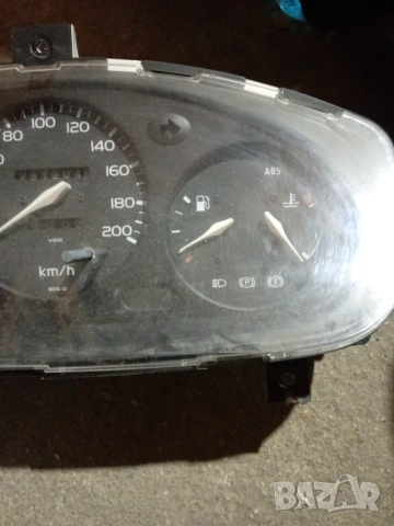 Табло Нисан микра , снимка 3 - Части - 53210386